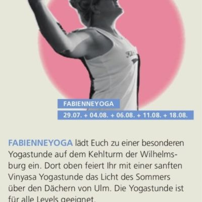 Yoga auf der Burg